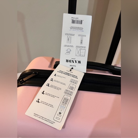 🎉LAST PIECE🎉CALPAK 24in Hardside Spinner Luggage - Picture 9 of 12